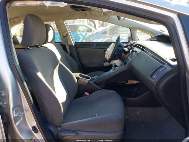 2013 TOYOTA PRIUS JTDKN3DU1D0355905 Photo 4