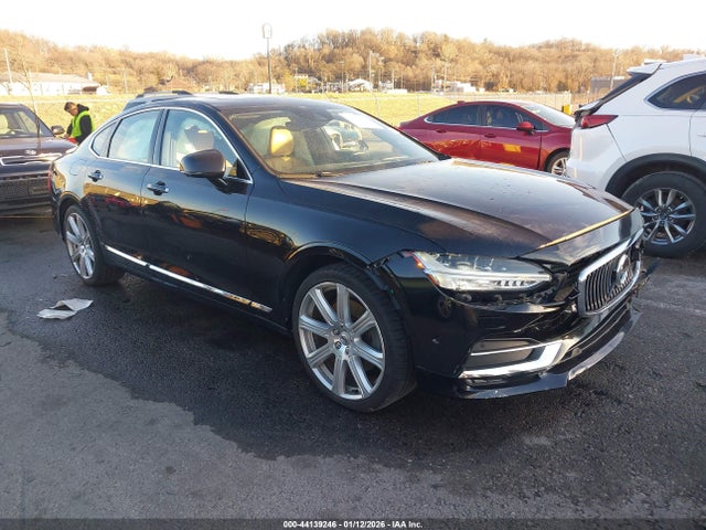 2017 VOLVO S90 YV1A22ML4H1013901