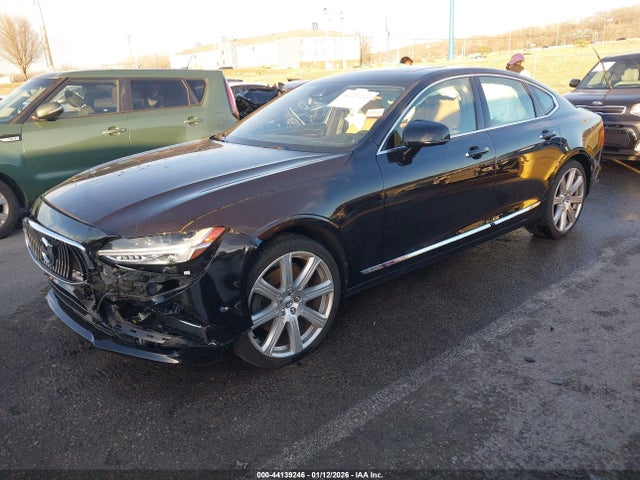 2017 VOLVO S90 YV1A22ML4H1013901 Photo 1