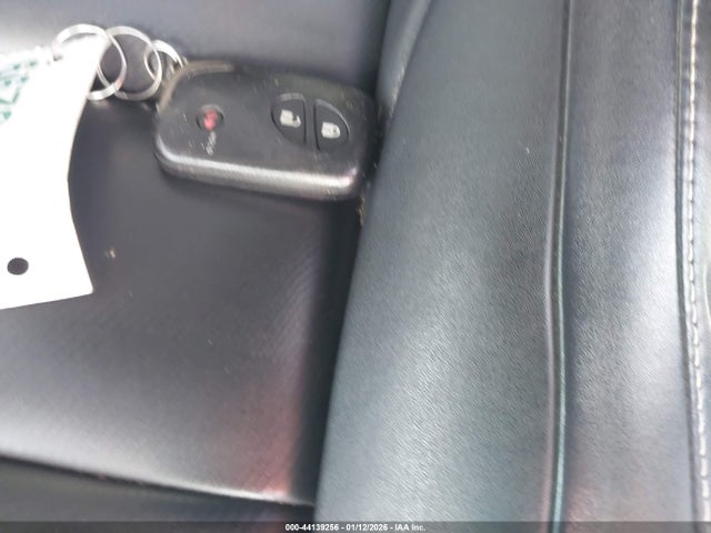 Lexus CT 200H 2014 JTHKD5BHXE2185083 Image 11