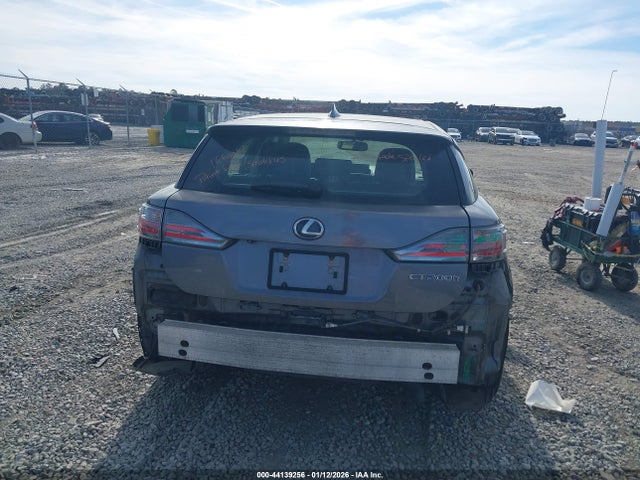 Lexus CT 200H 2014 JTHKD5BHXE2185083 Image 16