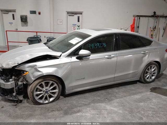 2017 FORD FUSION HYBRID 3FA6P0LU5HR190870 Photo 1