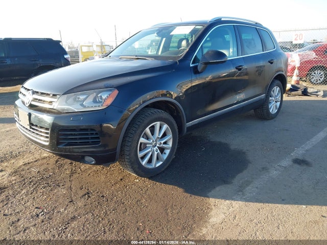 2014 VOLKSWAGEN TOUAREG WVGEF9BP6ED005878 Photo 1