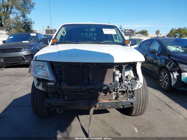 1N6AD0EV5JN715886 Nissan Frontier Sv
