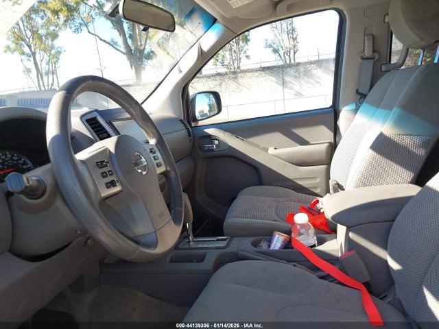 1N6AD0EV5JN715886 Nissan Frontier Sv