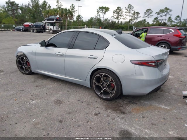 2024 ALFA ROMEO GIULIA ZARFAMBN6R7680536 Photo 2