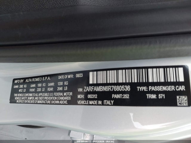 2024 ALFA ROMEO GIULIA ZARFAMBN6R7680536 Photo 8