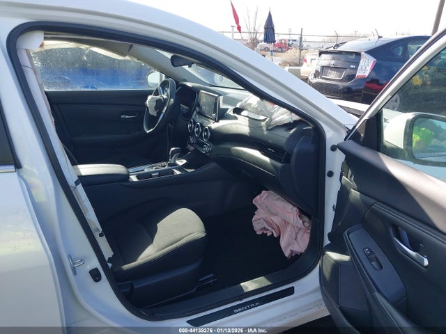 3N1AB8CV3SY226775 Nissan SENTRA SV