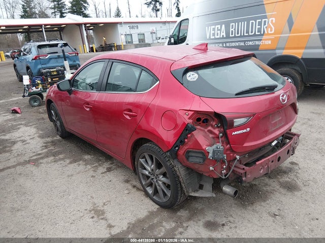3MZBN1M32JM257323 Mazda Mazda3 Grand Touring