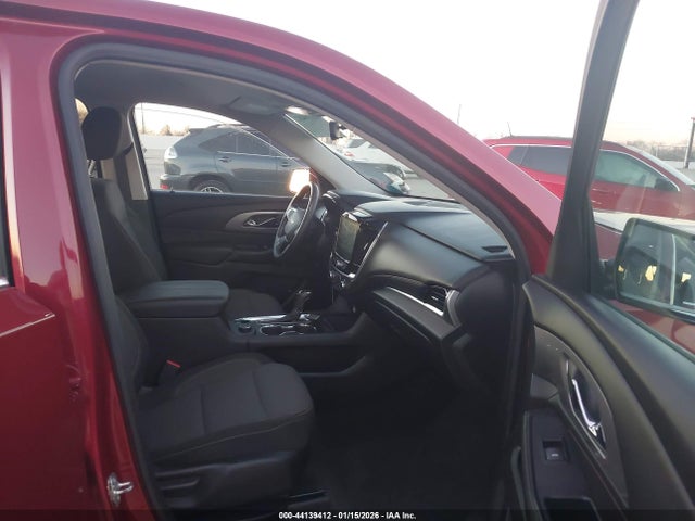 1GNERGKW1KJ130699 Chevrolet Traverse Lt