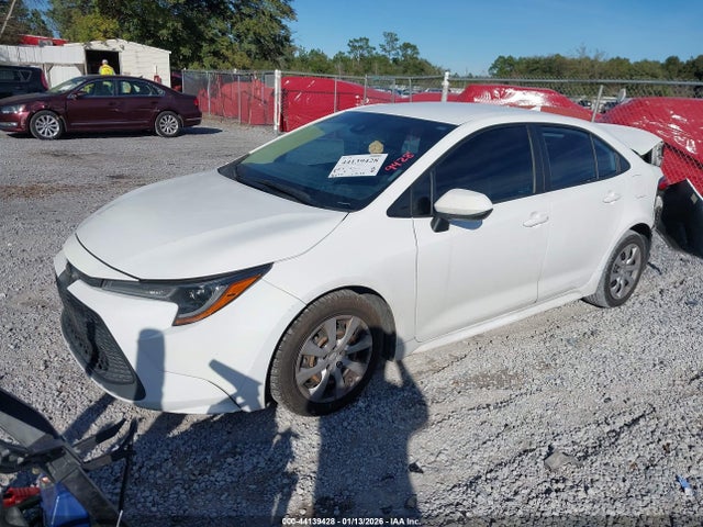 Toyota COROLLA LE 2021 5YFEPMAE9MP253929 Image 2