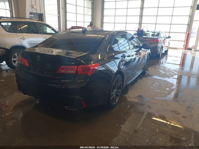 2018 Acura Tlx Tech Pkg მანქანა იყიდება აუქციონზე, vin: 19UUB3F5XJA001251, აუქციონის ნომერი: 44139435