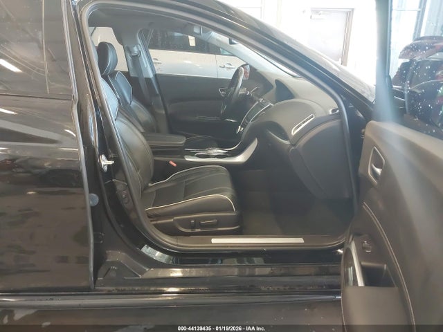 2018 Acura Tlx Tech Pkg მანქანა იყიდება აუქციონზე, vin: 19UUB3F5XJA001251, აუქციონის ნომერი: 44139435