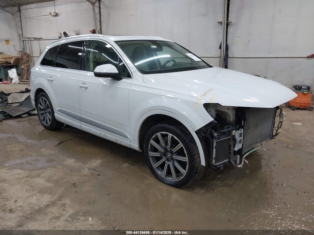 2017 AUDI Q7 WA1VAAF76HD059131 Photo 0