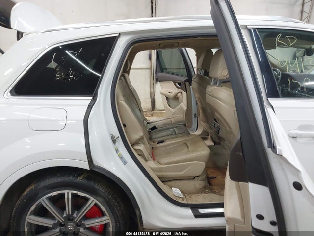 2017 AUDI Q7 WA1VAAF76HD059131 Photo 7