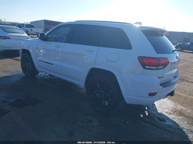 1C4RJFAGXNC149377 Jeep Grand Cherokee Wk Laredo X 4x4