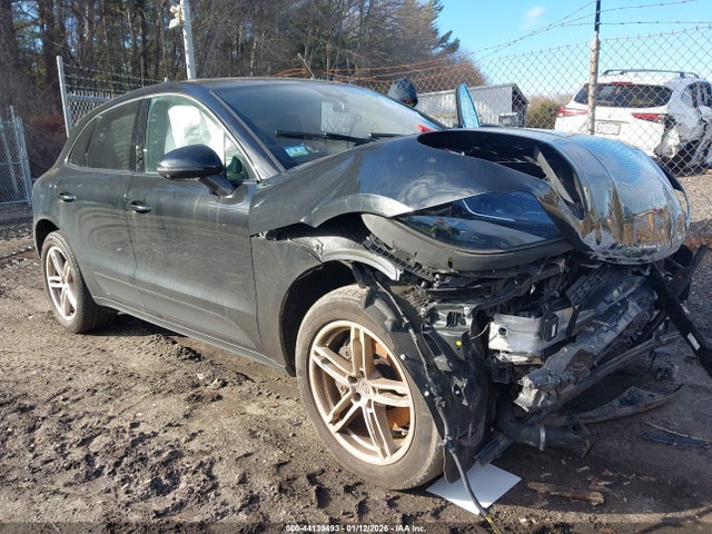 2021 PORSCHE MACAN WP1AA2A5XMLB08135