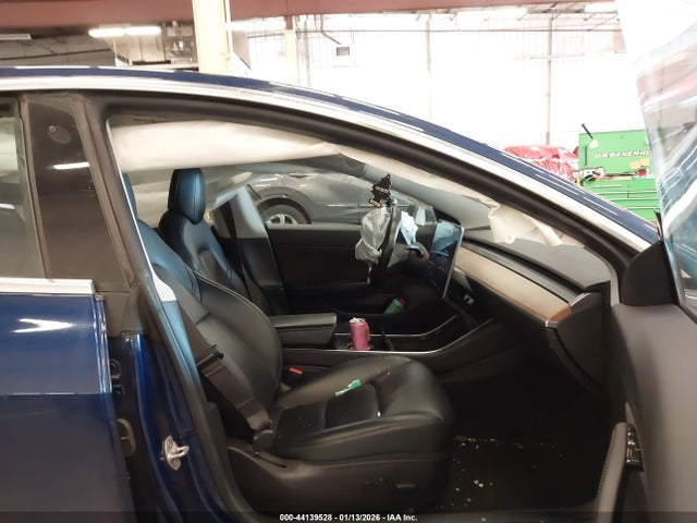 2018 TESLA MODEL 3 5YJ3E1EA6JF019421 Photo 4