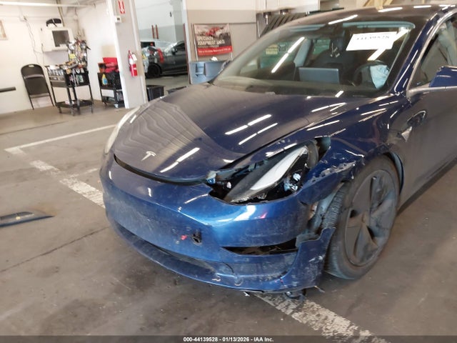 2018 TESLA MODEL 3 5YJ3E1EA6JF019421 Photo 5