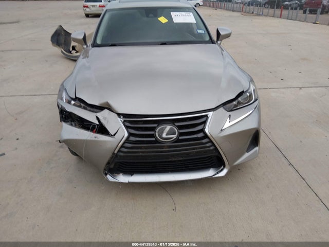 Lexus IS 200T 2017 JTHBA1D26H5044119 Image 12
