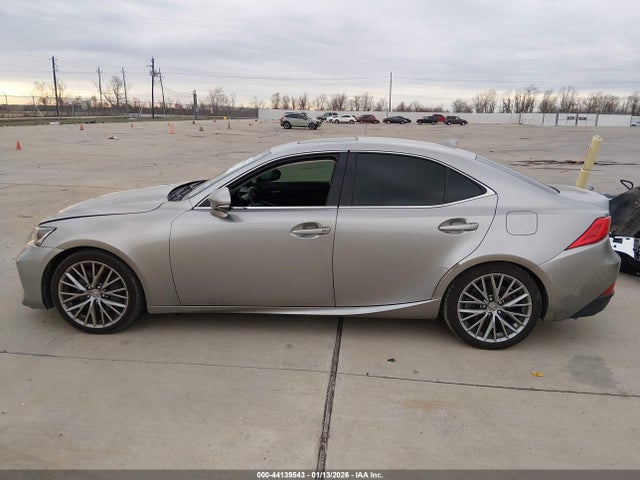 Lexus IS 200T 2017 JTHBA1D26H5044119 Image 14
