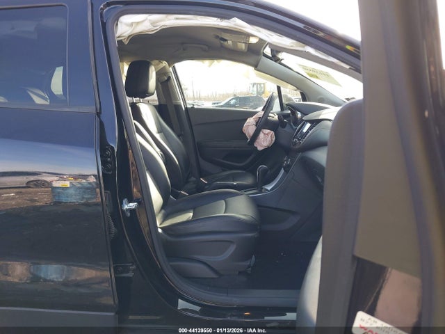 2021 CHEVROLET TRAX KL7CJPSB4MB317840 Photo 4