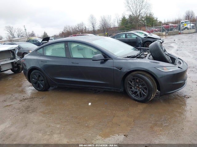 Продаж на аукціоні авто 2024 Tesla Model 3 Long Range Dual Motor All-wheel Drive/rear-wheel Drive, vin: 5YJ3E1EAXRF833048, номер лоту: 44139573