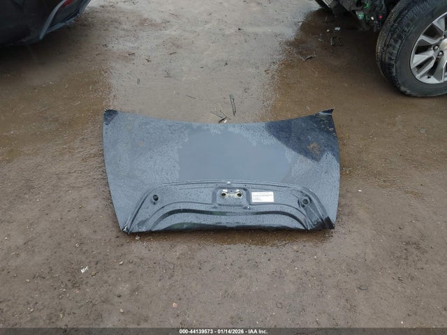 Продаж на аукціоні авто 2024 Tesla Model 3 Long Range Dual Motor All-wheel Drive/rear-wheel Drive, vin: 5YJ3E1EAXRF833048, номер лоту: 44139573