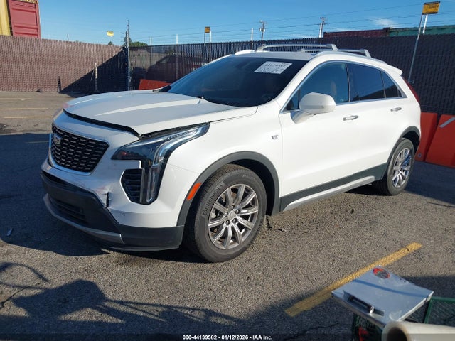 2019 CADILLAC XT4 1GYFZCR48KF196321 Photo 1