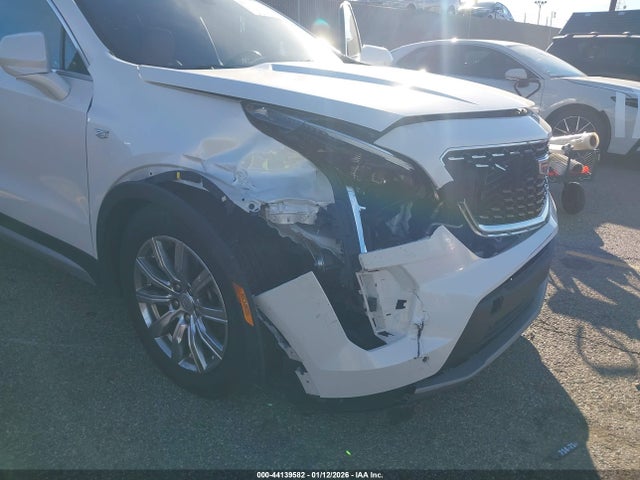 2019 CADILLAC XT4 1GYFZCR48KF196321 Photo 5