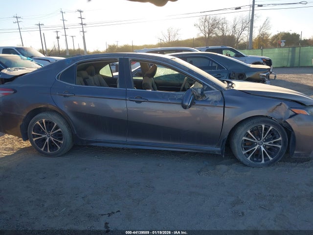 4T1B11HK4KU818260 Toyota CAMRY SE