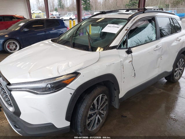 Toyota Corolla Cross Xle 2024 7MUDAABG2RV115083 Image 6