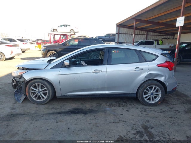 1FADP3K29JL250730 Ford FOCUS SE