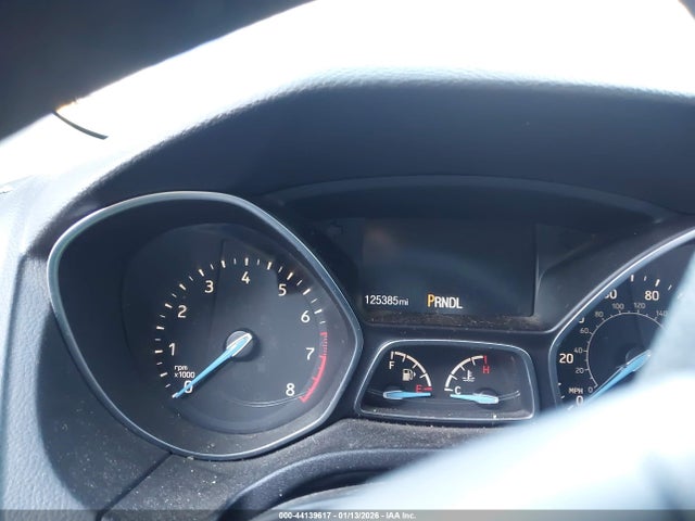 1FADP3K29JL250730 Ford FOCUS SE