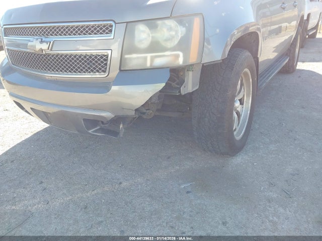 2009 CHEVROLET SUBURBAN 1500 1GNFK263X9R211188 Photo 5