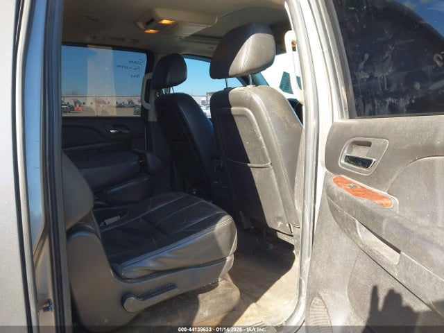 2009 CHEVROLET SUBURBAN 1500 1GNFK263X9R211188 Photo 7