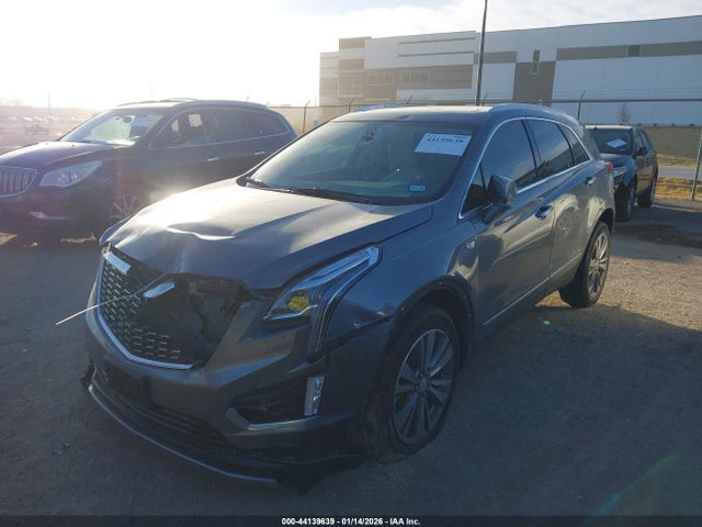 2022 CADILLAC XT5 1GYKNDRS8NZ101001 Photo 1