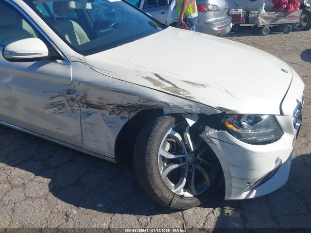 55SWF4JB0FU064970 Mercedes-Benz C 300