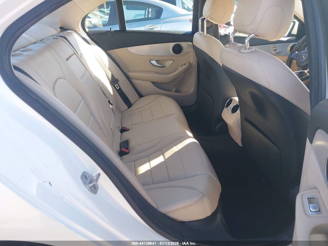 55SWF4JB0FU064970 Mercedes-Benz C 300