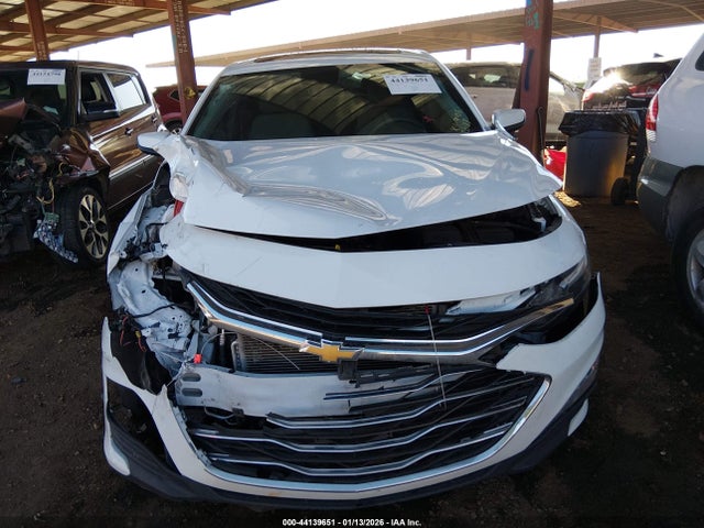 1G1ZD5ST3RF132687 Chevrolet Malibu Fwd 1lt