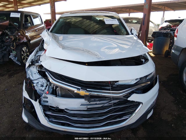 1G1ZD5ST3RF132687 Chevrolet Malibu Fwd 1lt