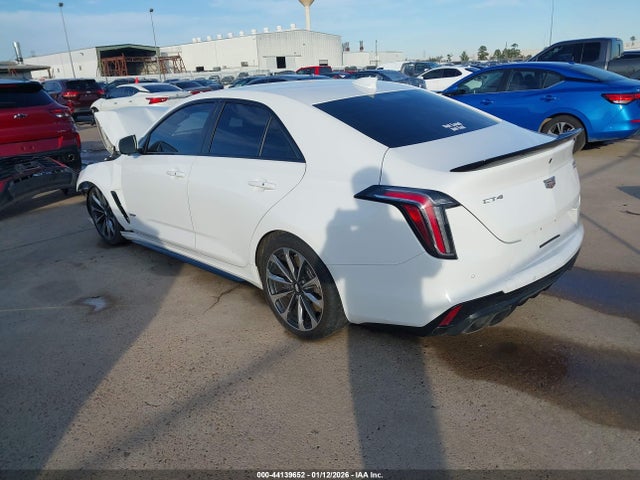 2023 CADILLAC CT4-V 1G6DL5RP7P0460534 Photo 2