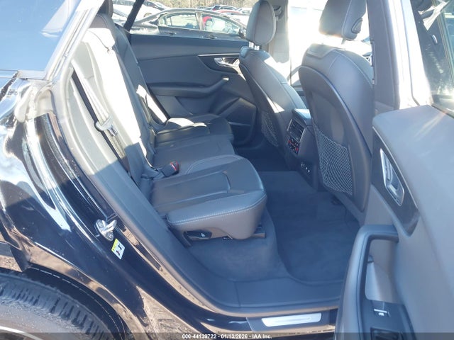 44139722 :رقم المزاد ، WA1EVAF15LD025030 vin ، 2020 Audi Q8 Premium Plus 55 Tfsi Quattro Tiptronic مزاد بيع