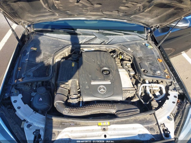 55SWF4KB3GU112767 Mercedes-Benz C 300 4matic