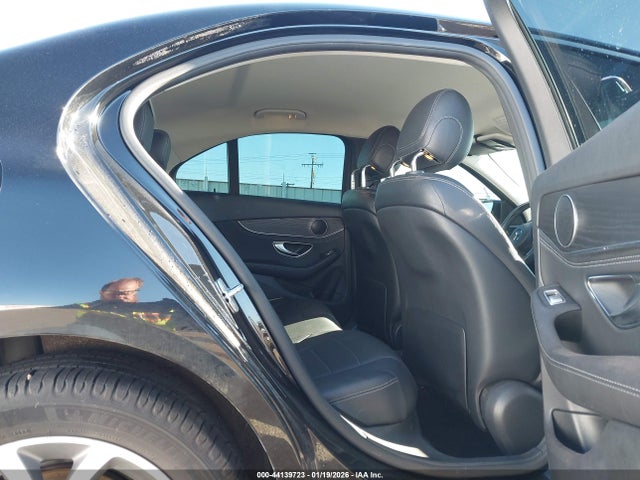 55SWF4KB3GU112767 Mercedes-Benz C 300 4matic