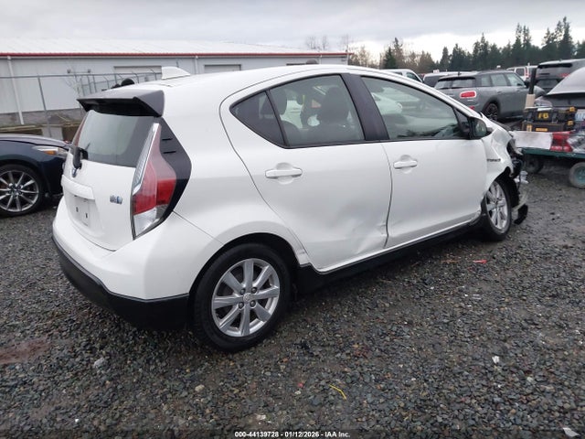 JTDKDTB35H1592149 Toyota Prius C Two