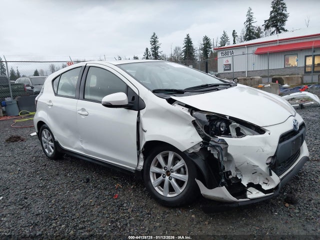 JTDKDTB35H1592149 Toyota Prius C Two