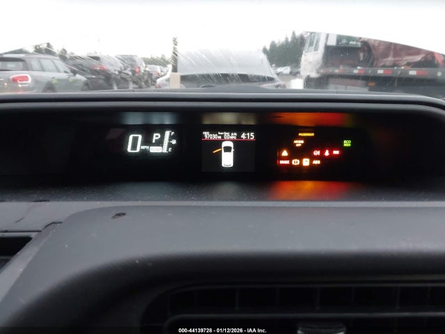 JTDKDTB35H1592149 Toyota Prius C Two