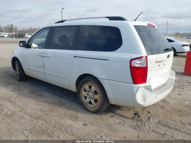 2010 KIA SEDONA KNDMG4C36A6354405 Photo 2