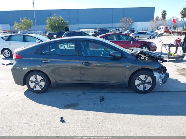 KMHC65LC9LU242874 Hyundai Ioniq Hybrid Blue